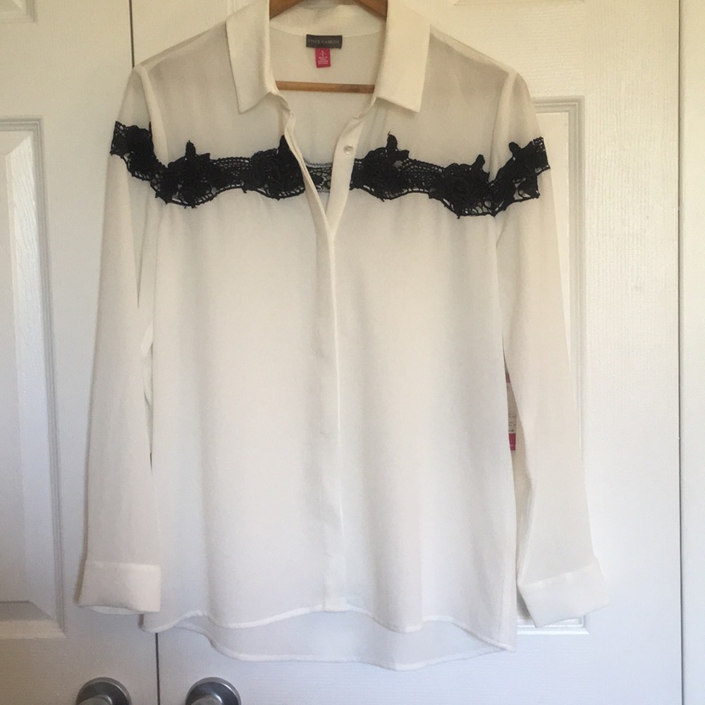 Vince Camuto Blouse NWT